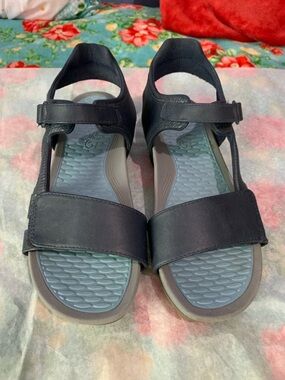 BareTraps Comfort Walking Sandals In Navy Blue